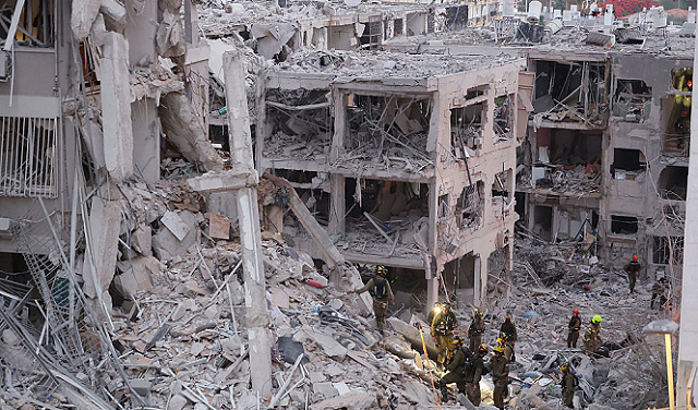 قتلى ودمار في تل أبيب وحيفا جراء القصف الصاروخي الإيراني