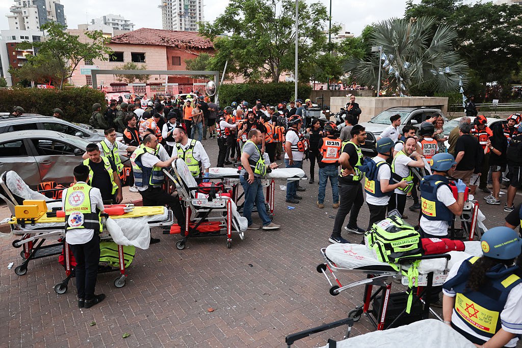 مقتل 8 صهاينة وإصابة أكثر من 100 في هجمات صاروخية إيرانية