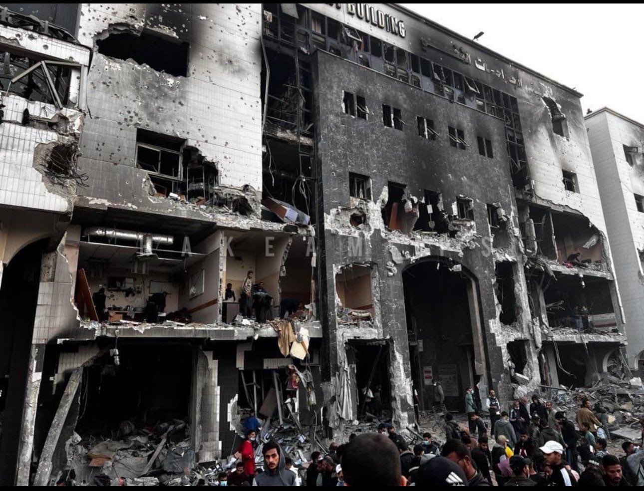 بالأرقام.. حرب الإبادة دمرت مستشفيات غزة ومدارسها بالكامل