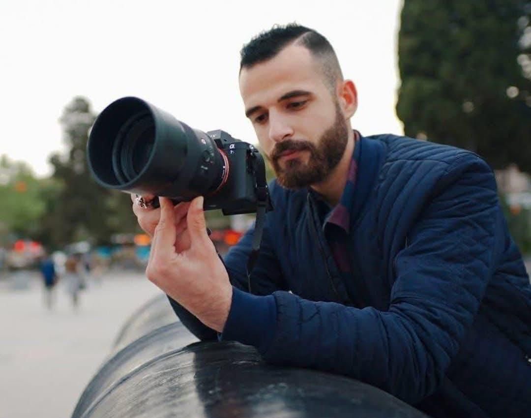 استشهاد الصحفي إسماعيل أبو حطب باستهداف الاحتلال غرب غزة