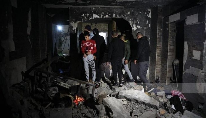 6 شهداء بينهم نساء بقصف منزل وسط قطاع غزة