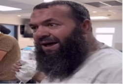 باهي الداهوك والد الشهداء.. صوت غزة الصامد ورمز إيمانها الراسخ