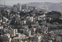 حماس تحذّر من مخططات الاستيطان وتدعو لتصعيد المقاومة