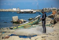 تحت الحظر والنار.. صيادو غزة مُحاصرون بين البحر والموت