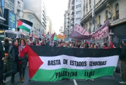 مسيرة حاشدة بالأرجنتين تنديدا بحرب الإبادة في غزة