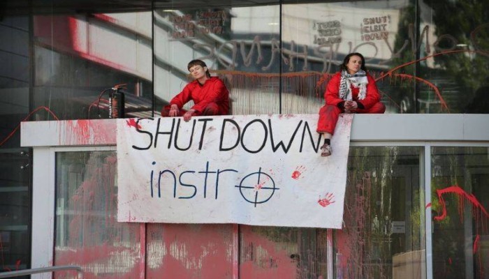 الشرطة البريطانية تعتقل عشرات المؤيدين لحركة العمل من أجل فلسطين