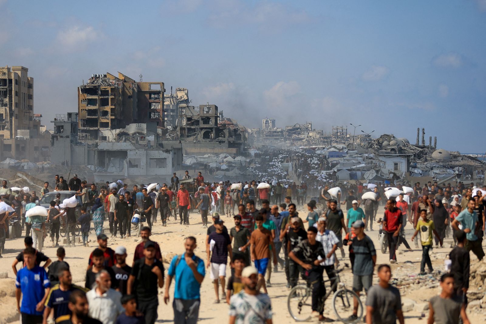 اليوم الـ 126 لتجدد العدوان على غزة.. حرب الإبادة مستمرة