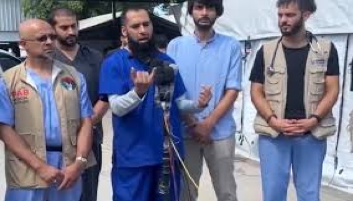 طبيب أمريكي متطوع في غزة: الموت هنا أقسى من الخيال