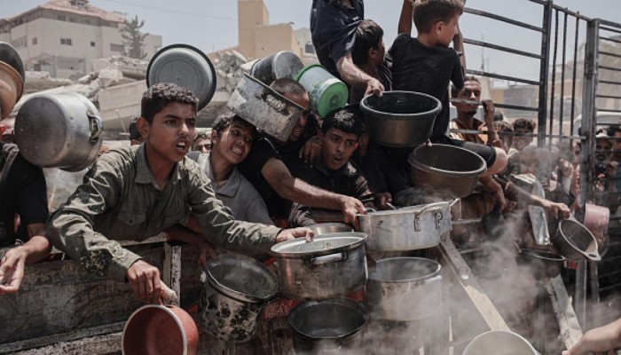 نداء عاجل بدخول الغذاء وحليب الأطفال إلى غزة