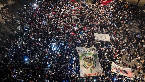 مسيرة حاشدة في إسطنبول تطالب بوقف الإبادة الجماعية بغزة