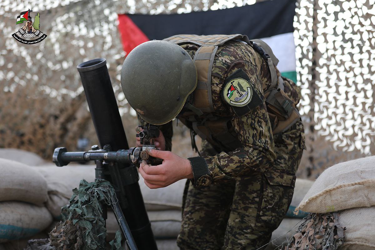 القسام تستهدف موقعي قيادة وسيطرة للاحتلال جنوبي رفح وخانيونس