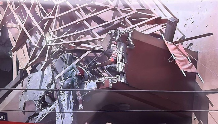 قتل الصحفيين والأطباء في غزة.. إجرام صهيوني متكرر لتفريغ المشهد