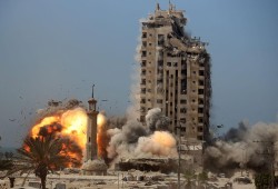 الإرهابي كاتس يتوعد غزة بتدمير المزيد من الأبراج السكنية