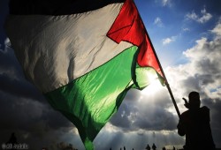 بريطانيا وأستراليا وكندا تعترف بدولة فلسطين