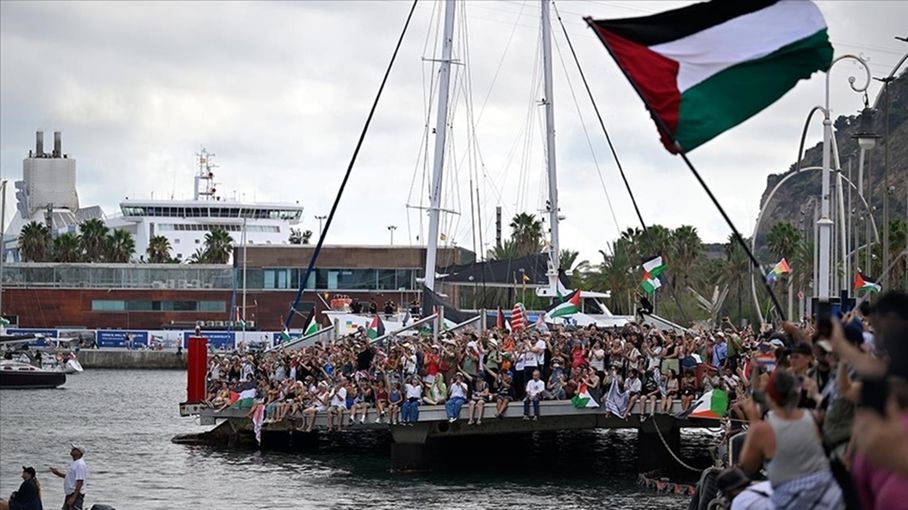 تهديد صهيوني بمنع أسطول الصمود العالمي من كسر حصار غزة