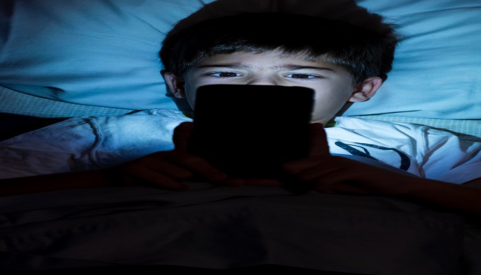 40 نصيحة لنحمي أبناءنا من مخاطر الهاتف المحمول