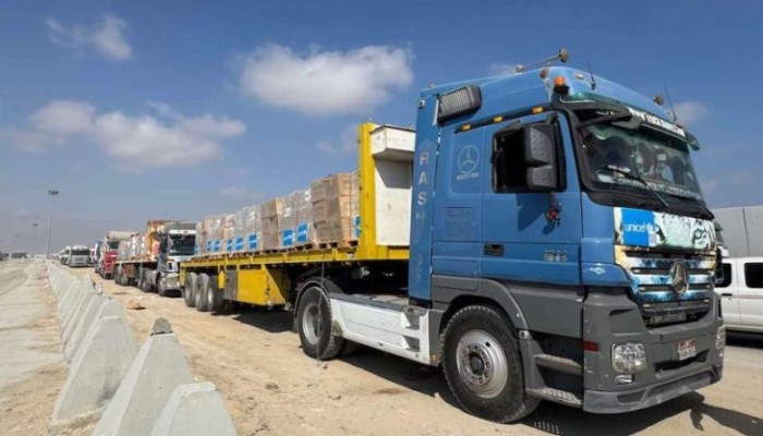 170 ألف طن مساعدات إنسانية في انتظار دخول غزة