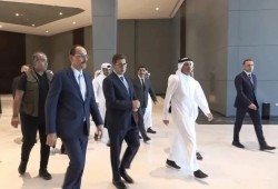 مصدر بحماس ينفي قطعيًا أي لقاءات مباشرة مع وفد الاحتلال