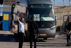 الاحتلال يمنع الاحتفال بتحرير الأسرى المقدسيين بصفقة طوفان الأقصى