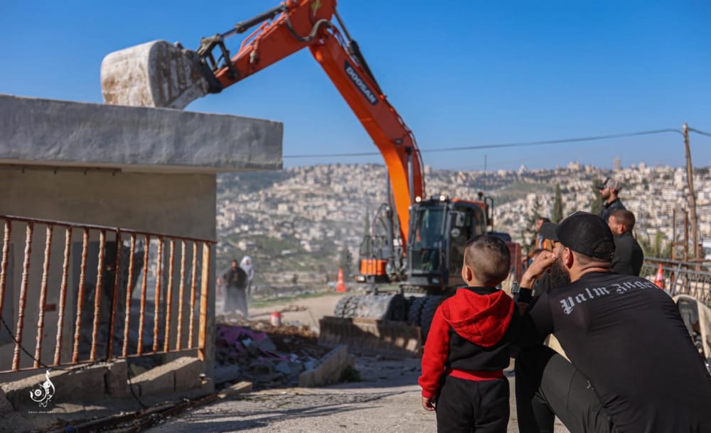 الاحتلال يجبر عائلة أبو رميلة على هدم منزلها شرقي القدس