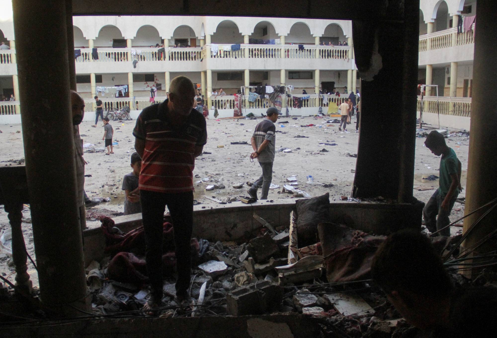 اليونيسف تحذر من كارثة انهيار قطاع التعليم في غزة