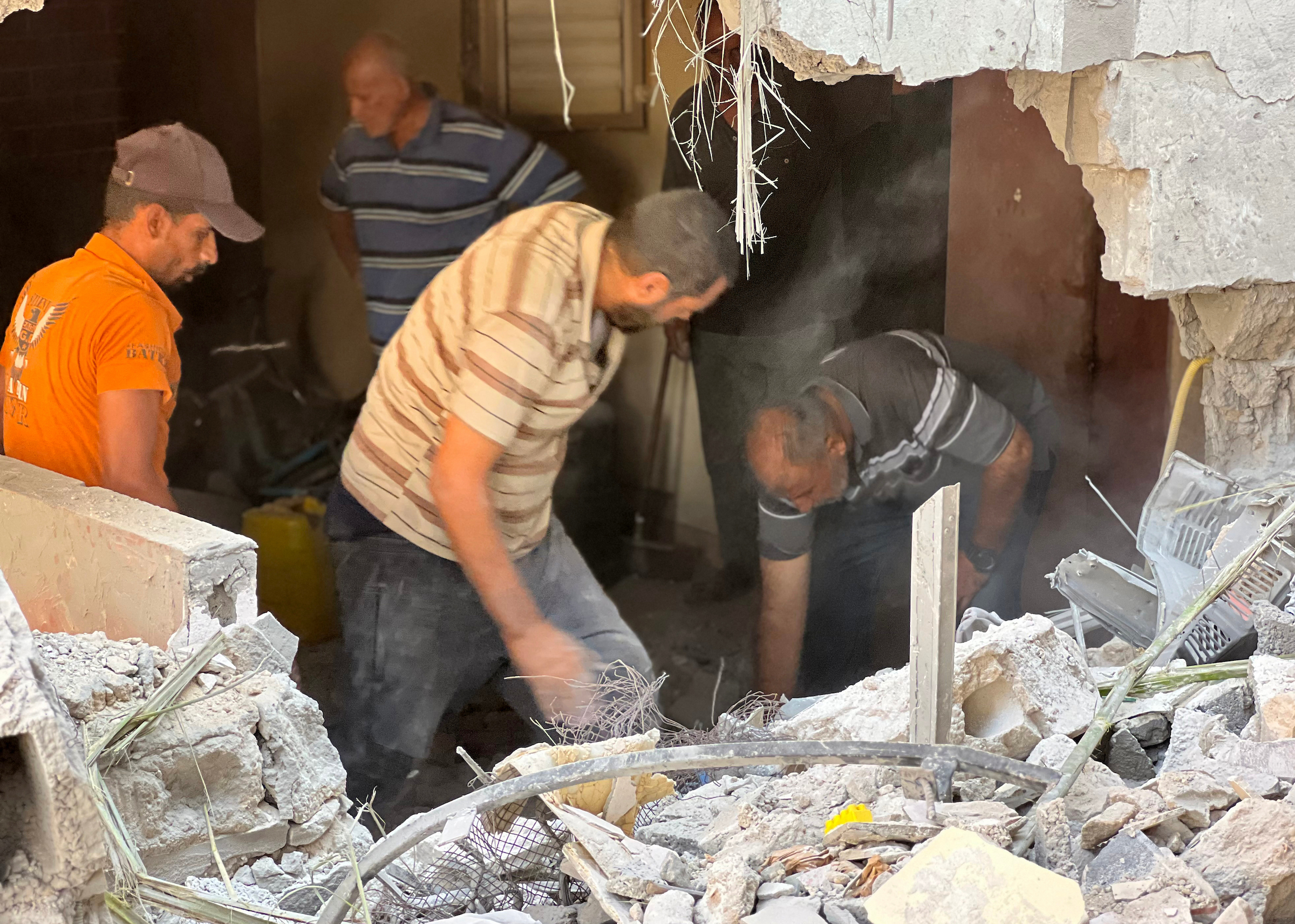 حازم قاسم يدعو الدول الضامنة للتدخل لوقف عدوان الاحتلال