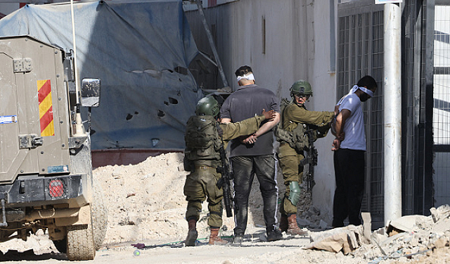 قوات الاحتلال تشن حملة دهم واعتقالات في الضفة