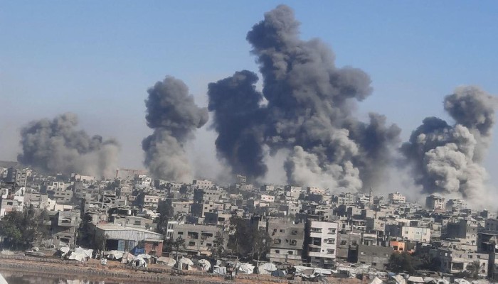 الاحتلال يواصل خرق اتفاق غزة.. قصف جوي ومدفعي شرقي القطاع