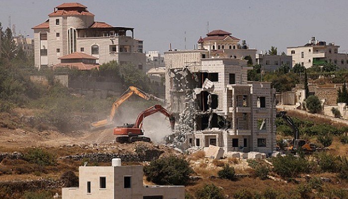 حماس تحذّر من تصعيد النهب الاستيطاني للأراضي بالضفة