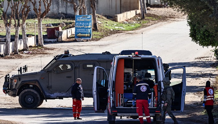 شهيد برصاص الاحتلال في الخليل والعدو يحتجز جثمانه