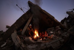 3 شهداء بقصف صهيوني في حي الشجاعية بغزة