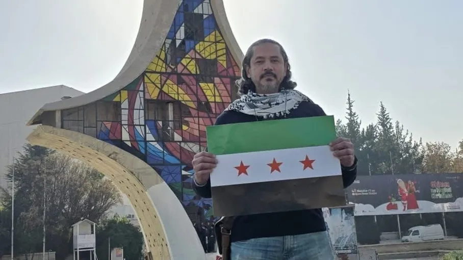 حملة دولية تطالب بالإفراج عن الشاعر عبد الرحمن القرضاوي