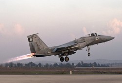 25 طائرة إف-15 أمريكية لجيش الاحتلال قيمتها 8.6 مليار دولار