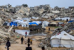 الاحتلال يواصل خرق اتفاق غزة.. استشهاد طفلتين وقصف جوي ومدفعي