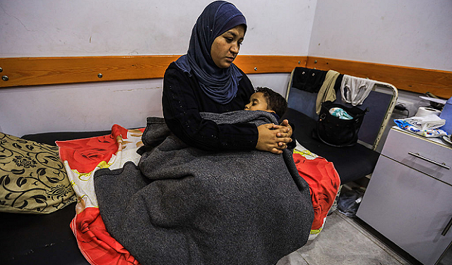 نقص المستهلكات المخبرية يهدد بتوقف الرعاية بمستشفيات غزة