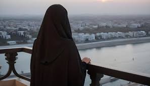 لماذا تخافين من الرجوع إليه؟