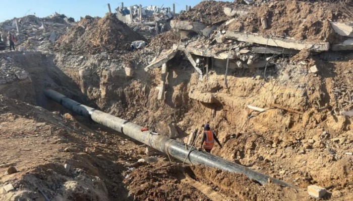 غزة تعاني من نقص حاد في المياه بسبب قصف الاحتلال