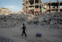 شهيد بخروقات الاحتلال لاتفاق غزة واستمرار الغارات والقصف