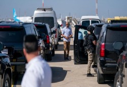 مغادرة موظفين بالسفارة الأمريكية في الكيان الصهيوني خشية الحرب