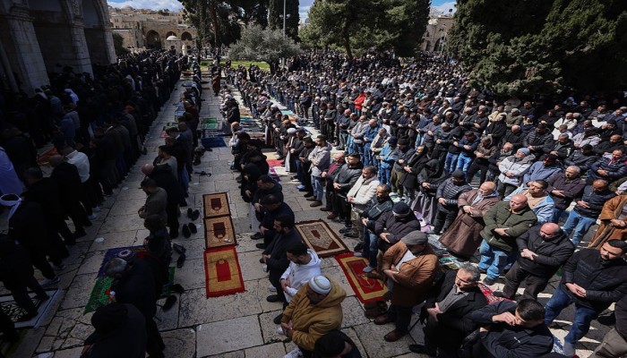 المسجد الأقصى خاليا من المصلين.. والاحتلال ينشر جواجز عسكرية