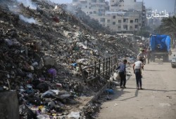 بلديات غزة تحذر من شلل كامل للخدمات بسبب نقص الوقود