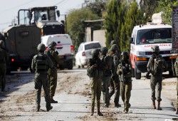 إصابتان برصاص الاحتلال في نابلس واقتحام مخيم قلنديا