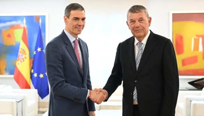 رئيس الحكومة الإسبانية: ندعم أونروا ولا ننسى غزة