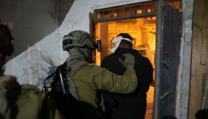 الاحتلال يشن حملة دهم واعتقالات واسعة بالضفة