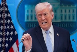 ترامب: قد يتم تدمير إيران بكاملها مساء الثلاثاء