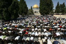 دعوات للحشد في الأقصى الجمعة لمواجهة انتهاكات الاحتلال