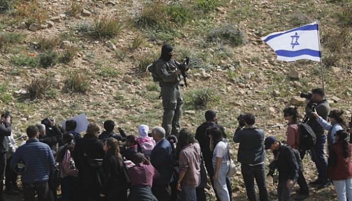 تصعيد للاحتلال والمستوطنين في الضفة