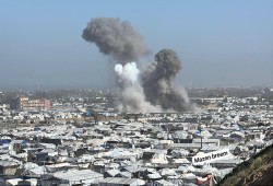 13 شهيدًا بخروقات الاحتلال  لاتفاق غزة