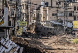 الاحتلال يشن حملة دهم واعتقالات بالضفة