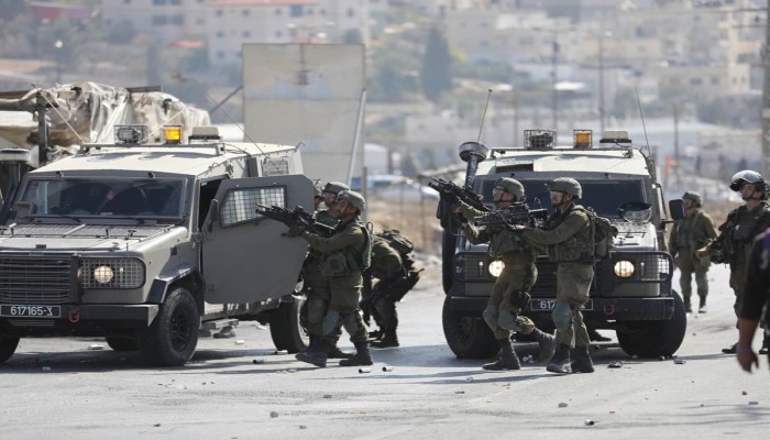 الاحتلال يشن حملة اعتقالات واسعة بالضفة والقدس